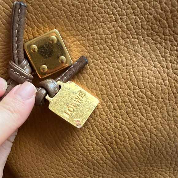 Vintage Loewe Tan and Brown Women's Bucket bag - Picture 5 of 7